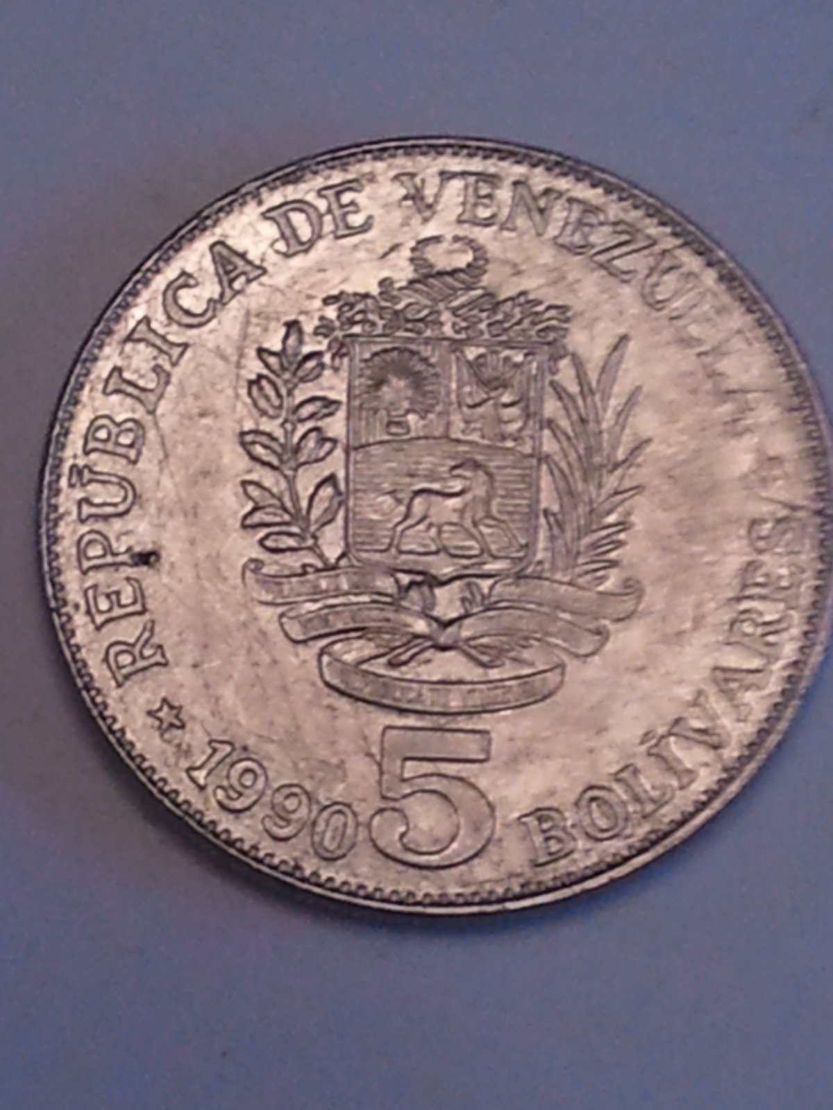 Was-This-1990-Venezuelan-5-Bolivar-Minted-In-Canada-Or-Germany?